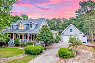 38 Fairway Dr, Kitty Hawk, NC 27949