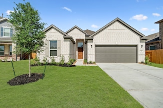7611 Royal Oasis Ln, Cypress, TX 77433
