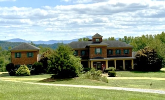 95 Forest Path Trail, Lexington, VA 24450