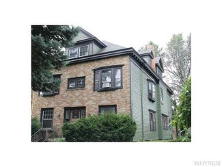 724 Columbus Pkwy, Buffalo, NY 14213