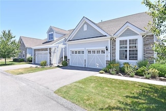 6 Yarmouth Cir, South Kingstown, RI 02879