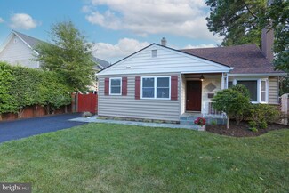 7003 Lee Park Ct, Falls Church, VA 22042