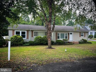 1136 Gershal Ave, Elmer, NJ 08318
