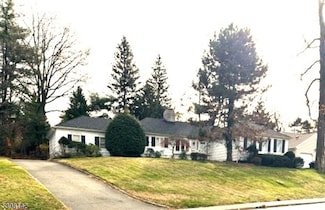 520 Scotland Rd, South Orange, NJ 07079