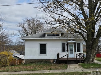1501 S Main St, De Soto, IL 62049
