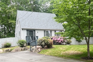 54 Polk Rd, Warwick, RI 02889