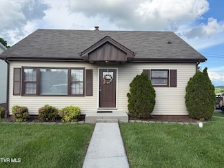 379 Oakland St SW, Abingdon, VA 24210