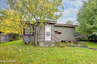 1534 Columbine St, Anchorage, AK 99508