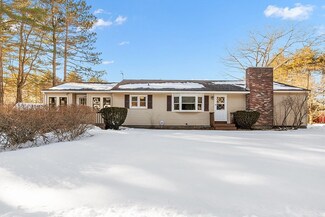 54 Walnut St, Templeton, MA 01436
