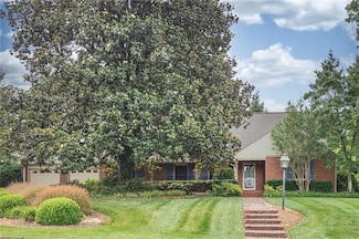 1907 Pembroke Rd, Greensboro, NC 27408