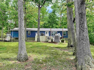 2235 Chesapeake Ln, Centralia, IL 62801