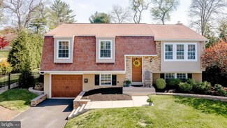 1729 Palomino Dr, Warrington, PA 18976