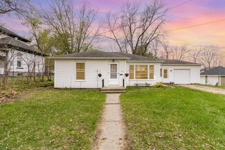 210 Davis St, Le Sueur, MN 56058