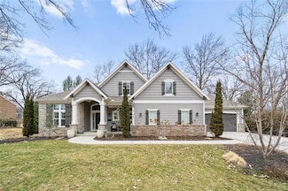 8904 Cherokee Ln, Leawood, KS 66206