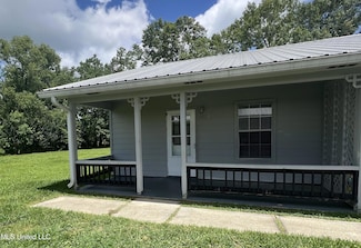9617 Smith Ave Unit B, Vancleave, MS 39565