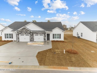 4227 Laurel Ridge Dr Unit B, Greenville, NC 27834