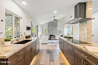 513 Lautrec Ct, Thousand Oaks, CA 91360