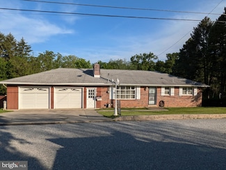 671 Woodview St, Harrisburg, PA 17113
