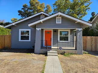1236 N Wilson Ave, Fresno, CA 93728