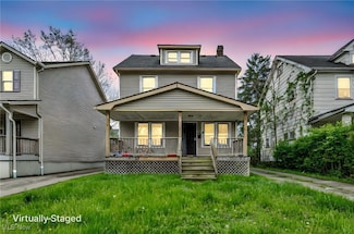 13710 Cranwood Dr, Garfield Heights, OH 44105