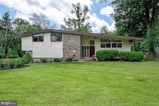 447 Clairemont Rd, Villanova, PA 19085