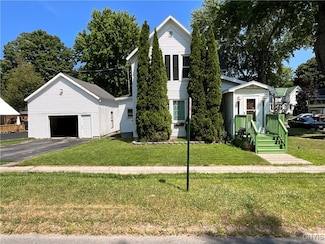 18 N Main St, Carthage, NY 13619