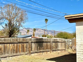 1218 W La Pasadita Place, Tucson, AZ 85705
