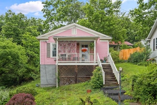 298 Fillmore St, Staunton, VA 24401