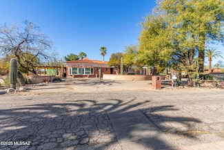 145 N Camino Miramonte, Tucson, AZ 85716