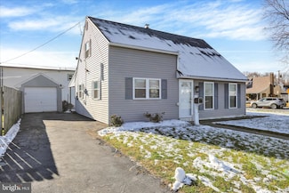 706 Wagon Wheel Ln, Temple, PA 19560