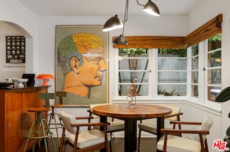 8467 Willoughby Ave, West Hollywood, CA 90069