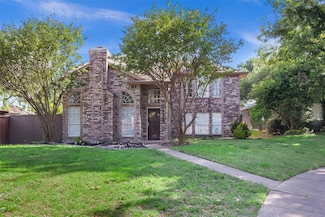 2410 Hedgeway Cir, Garland, TX 75044
