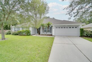1042 Twisted Branch Ln, Saint Cloud, FL 34771