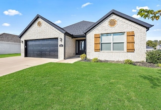 216 Idaho Ave, Farmington, AR 72730