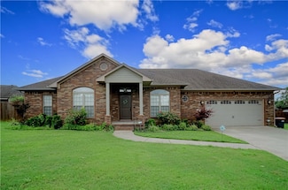 85 Larkspur Ct, Russellville, AR 72802