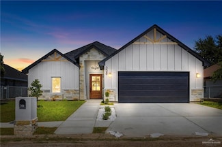 306 E Eagle St, San Juan, TX 78589