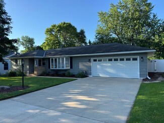 322 Glenn Rd, Albert Lea, MN 56007