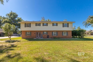 1407 N Alston St, Foley, AL 36535