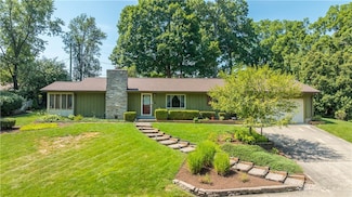 977 Crestwood Hills Dr, Vandalia, OH 45377