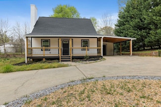 132 Cochran Dr, Greenville, SC 29611