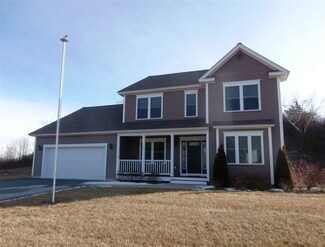 17 Hopkins Rd, Vergennes, VT 05491