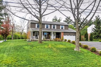 10023 Windzag Ln, Montgomery, OH 45242