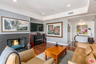 12026 Rhode Island Ave Unit 1, Los Angeles, CA 90025