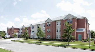 1225 W 39th St, Norfolk, VA 23508
