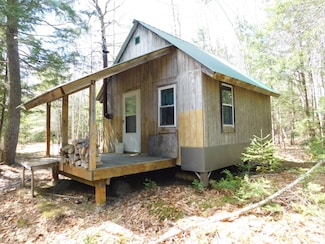 157 Bradley Ln, Mercer, ME 04957