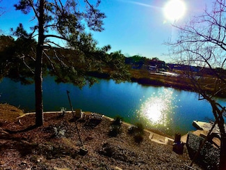863 Sandy Mountain Dr, Sunrise Beach, TX 78643