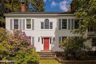 148 Rowe Rd, Red Hook, NY 12571