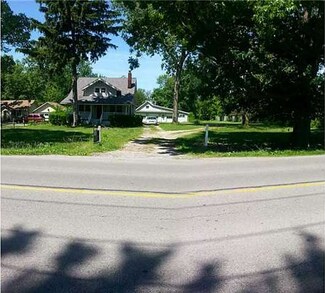 28907 Tracy Rd, Walbridge, OH 43465