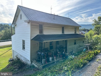 682 Knobsville Rd, Mc Connellsburg, PA 17233