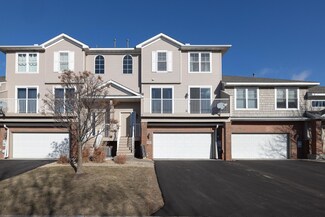20034 Heritage Dr, Lakeville, MN 55044